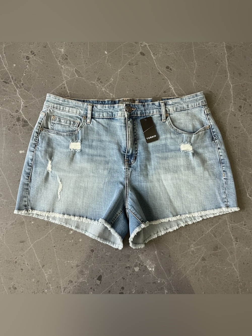 Torrid Distressed Denim Shorts Feel the Fit Frayed Hem size 18